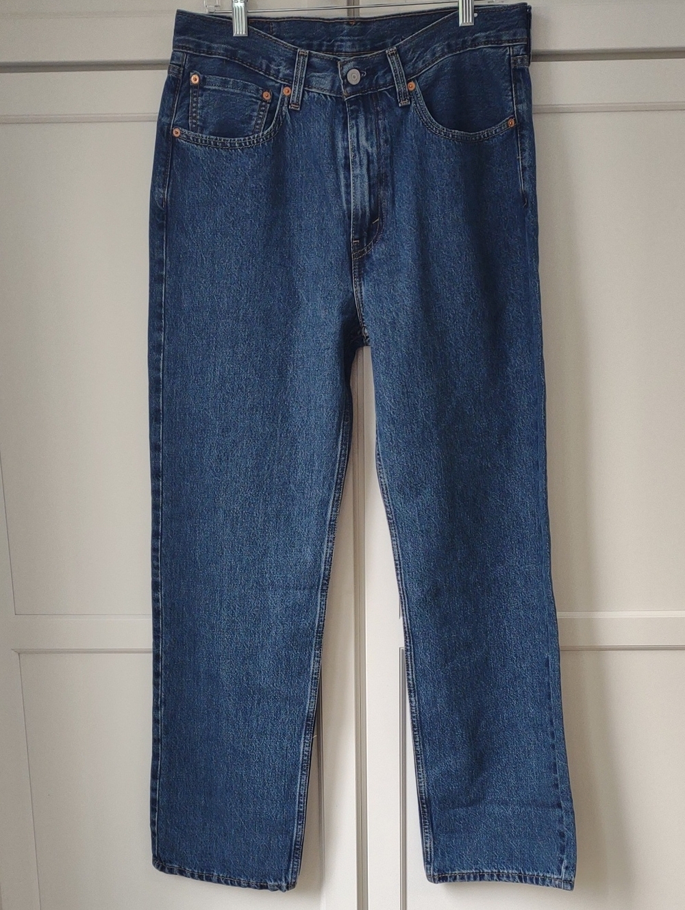 32x32 Levis 565 Jeans Mens Blue Medium Wash Denim Loose Fit Straight Leg w/Flaw